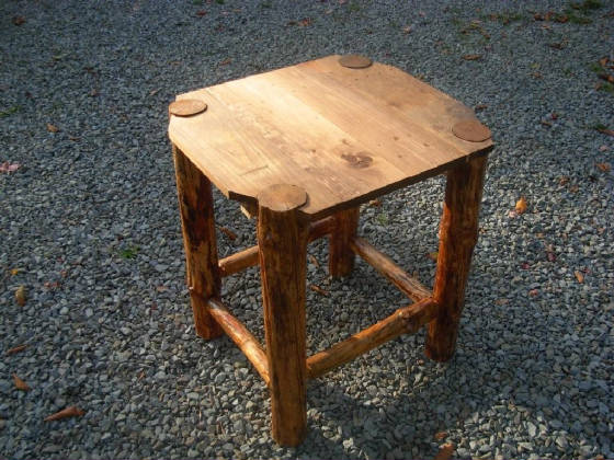 paullogfurnitureendtablewalnut2.jpg